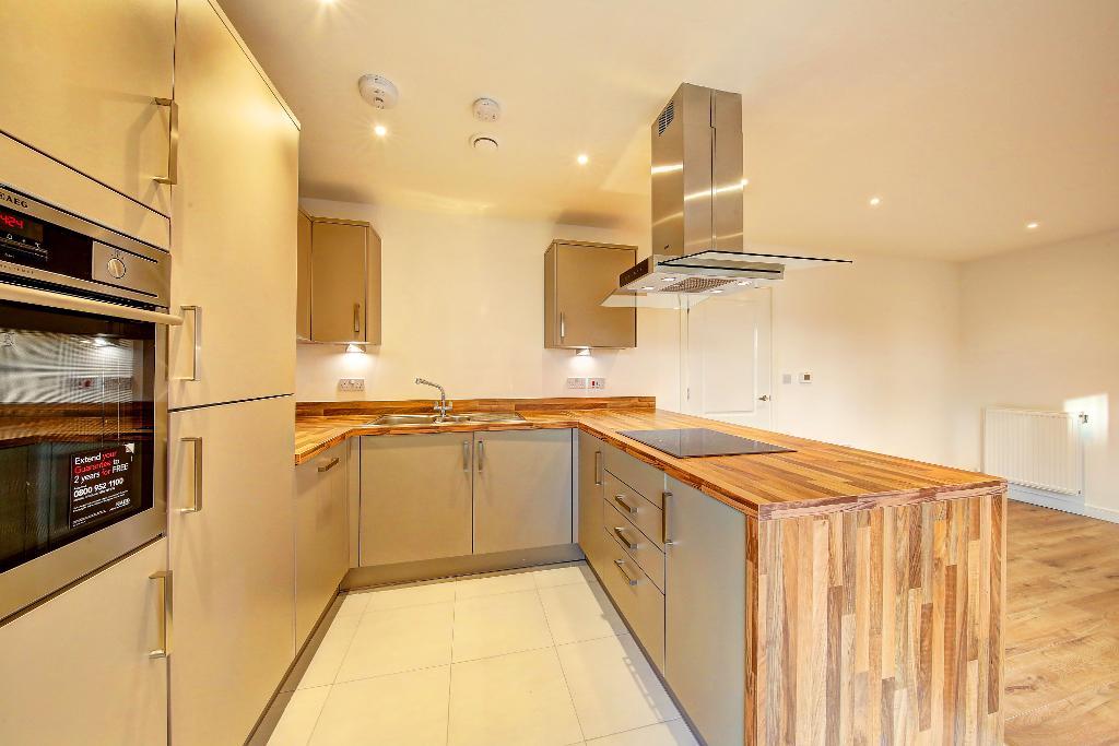 Kingston Road, Wimbledon Chase, London, SW20 8BU