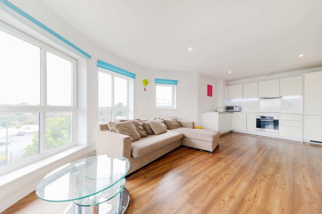 Sandringham Ave, Wimbledon Chase, SW20 8JY