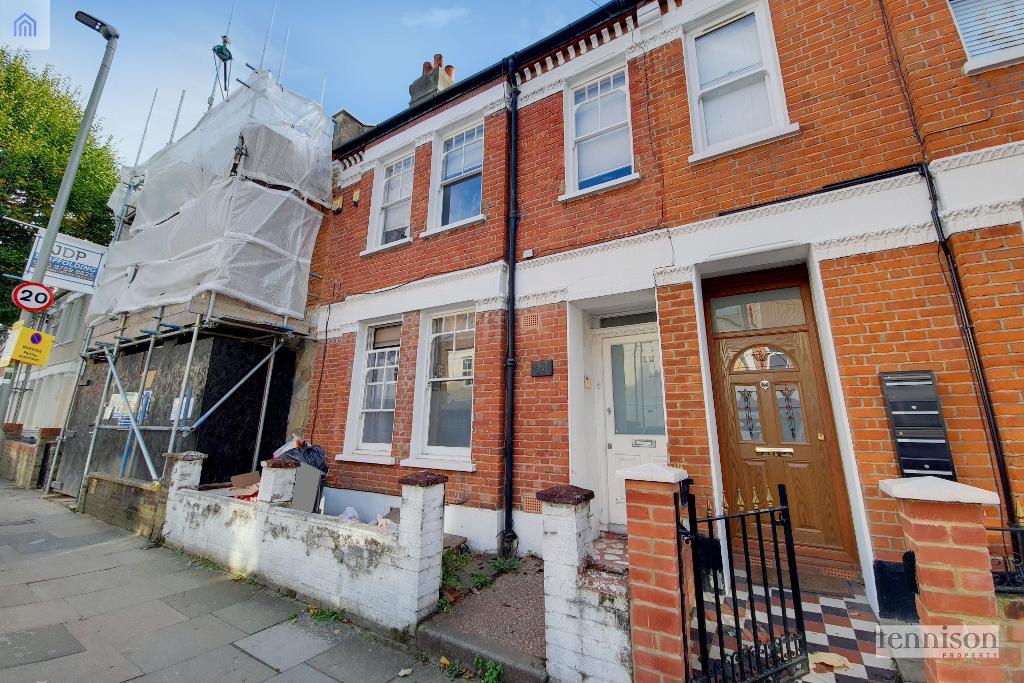 Gilbey Road, Tooting Broadway, SW17 0QH
