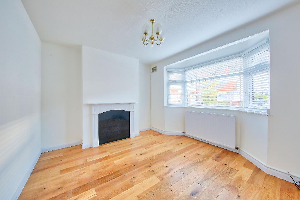 Rothesay Avenue, Wimbledon Chase, SW20 8JU