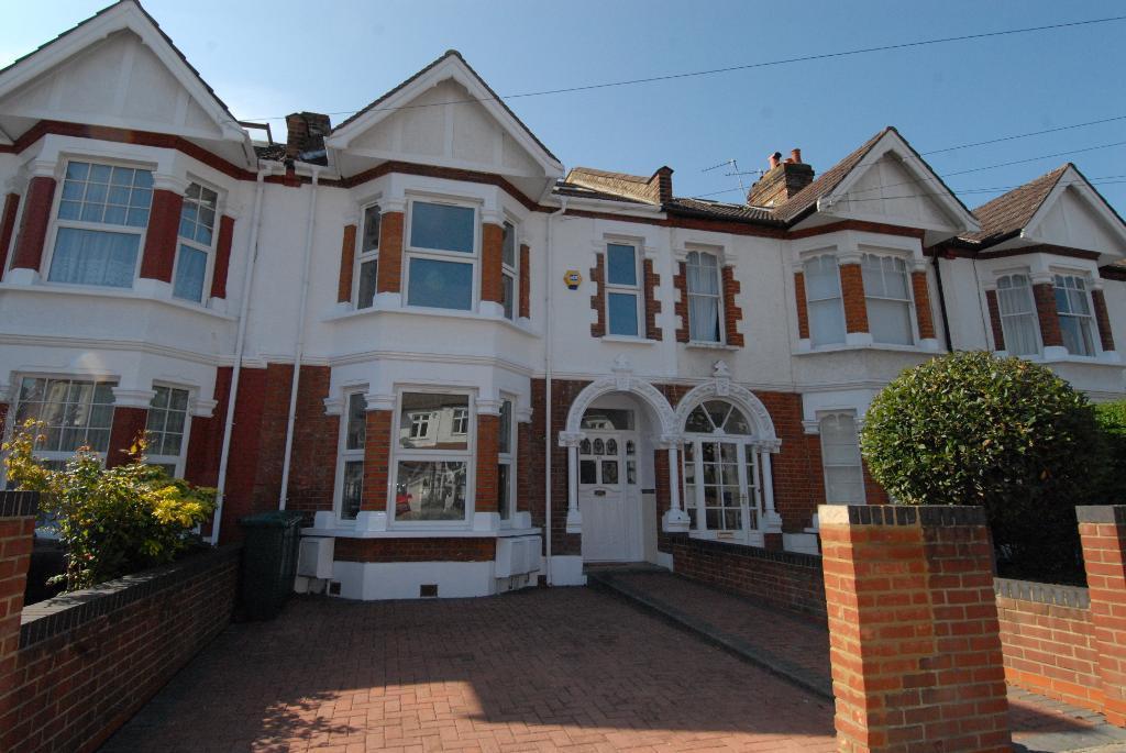 Granville Road, Southfields, SW18 5SF