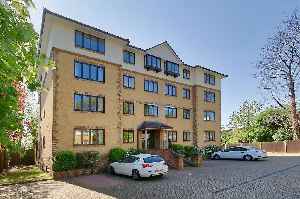 Rothesay Avenue, Wimbledon Chase, London, SW20 8JU