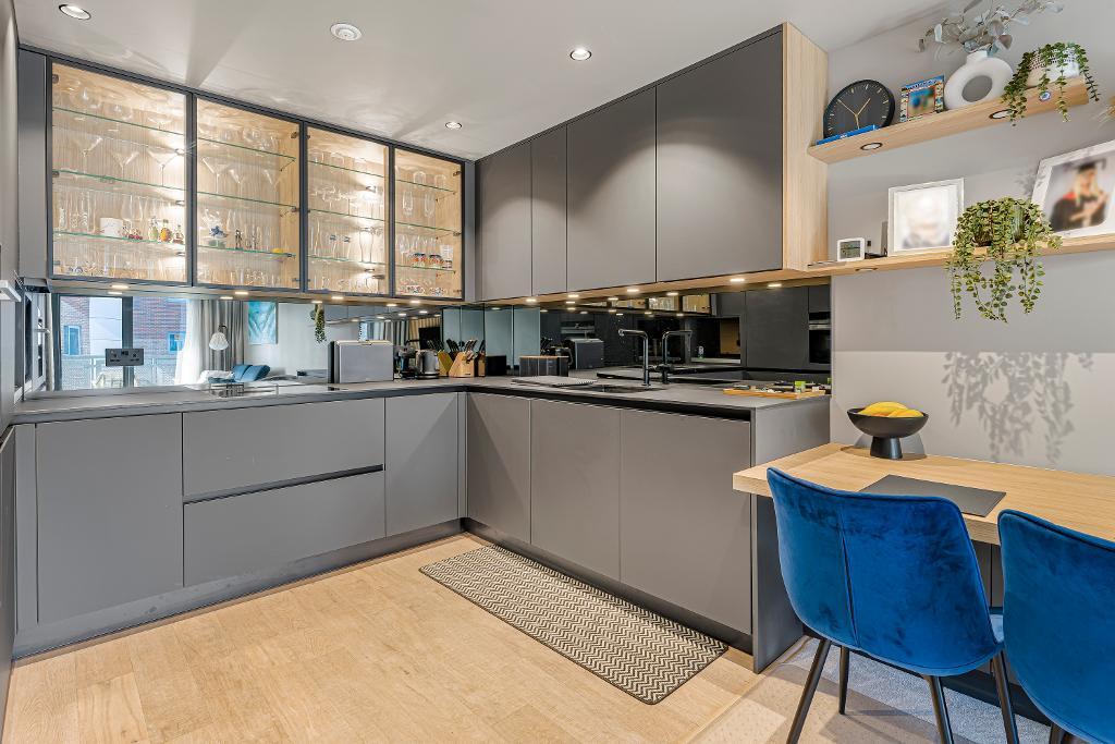 Chapter Way, Colliers Wood, SW19 2RY