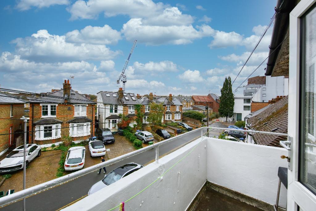 The Bittoms, Kingston Upon Thames, KT1 2AS